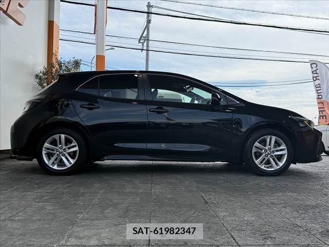 Toyota COROLLA SPORT 2018-06 7875853-11