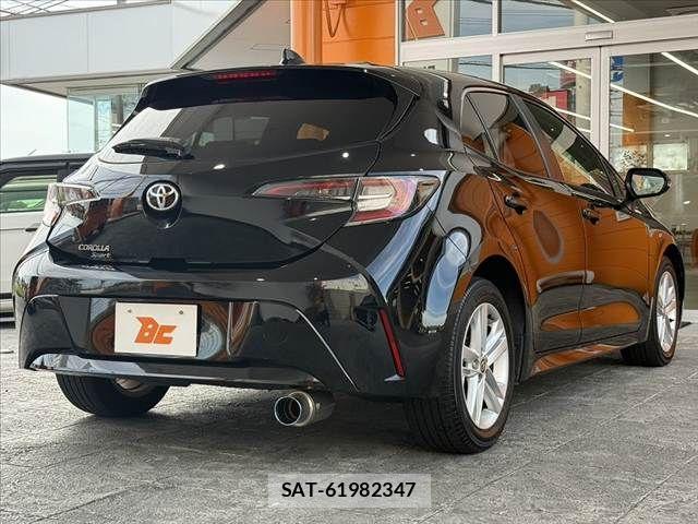 Toyota COROLLA SPORT 2018-06 7875853-14