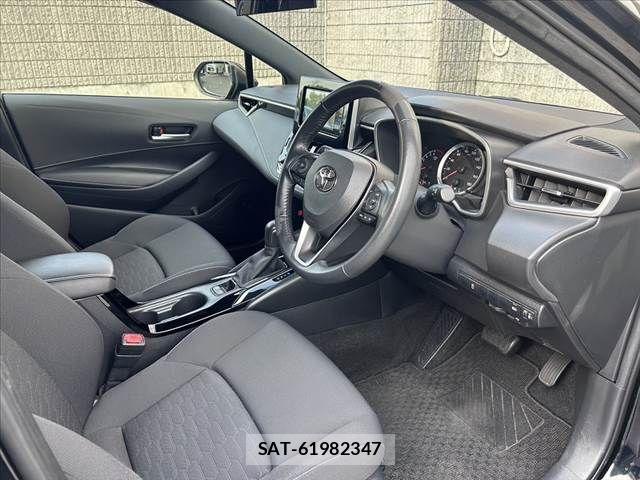 Toyota COROLLA SPORT 2018-06 7875853-17