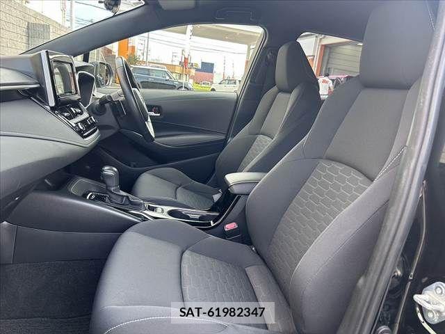 Toyota COROLLA SPORT 2018-06 7875853-18