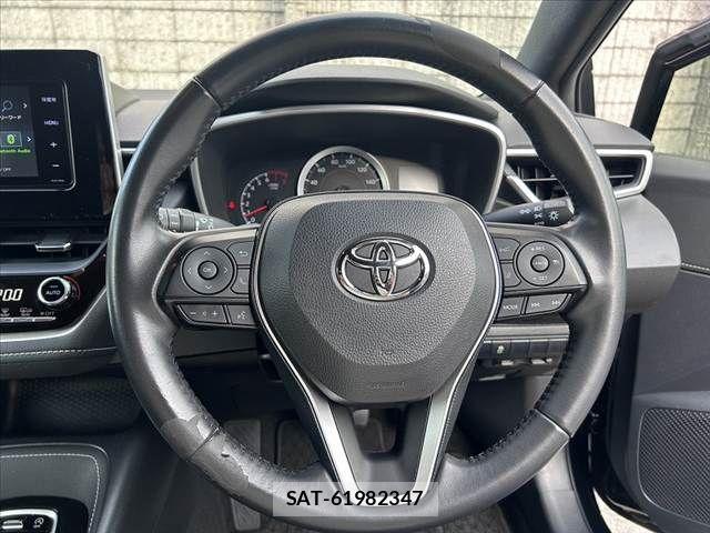 Toyota COROLLA SPORT 2018-06 7875853-28