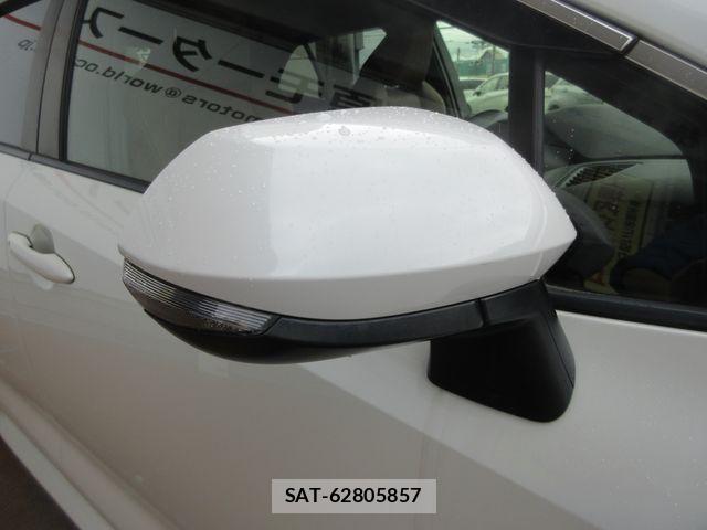 Toyota COROLLA SPORT 2018-10 7875852-12