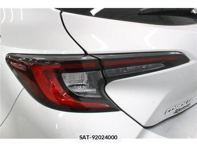 Toyota COROLLA SPORT 2023-06 8098585-17