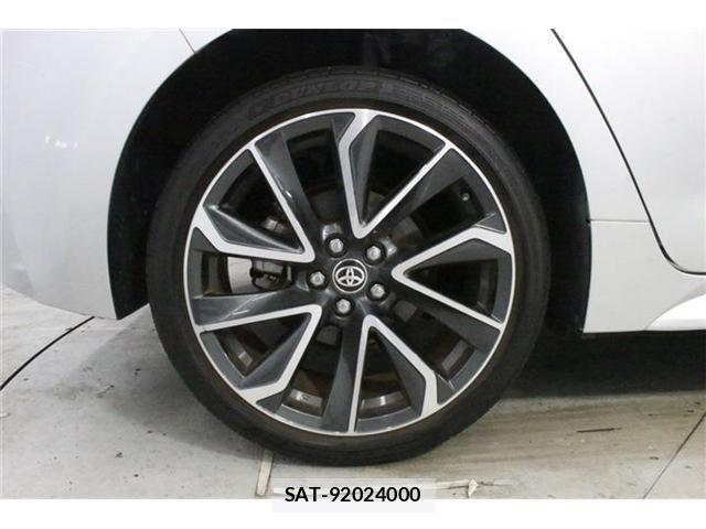 Toyota COROLLA SPORT 2023-06 8098585-25