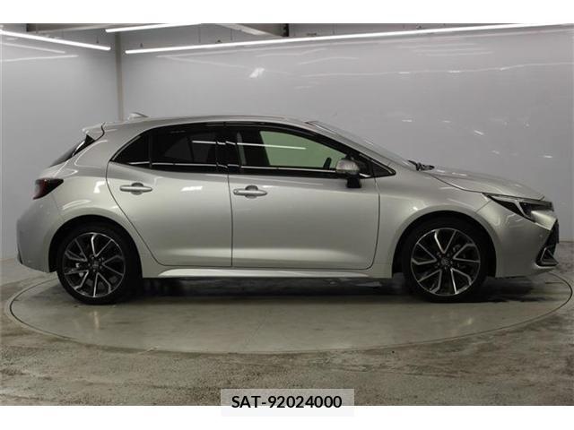 Toyota COROLLA SPORT 2023-06 8098585-3