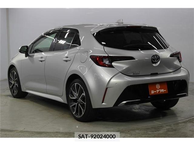 Toyota COROLLA SPORT 2023-06 8098585-6