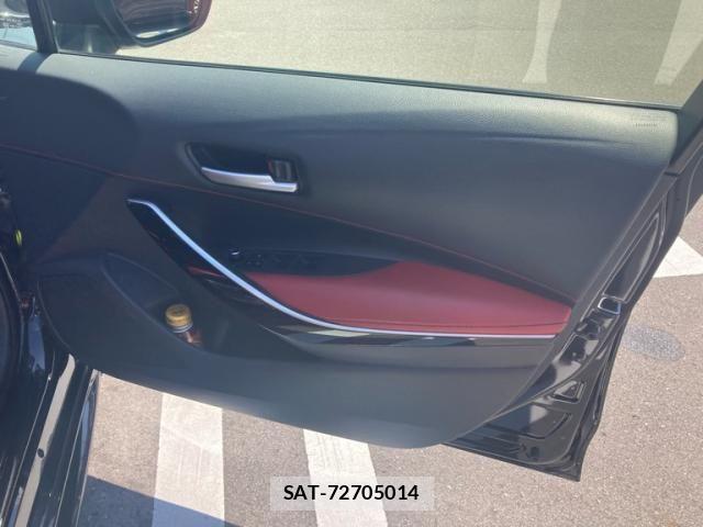 Toyota COROLLA SPORT 2019-06 8158195-11