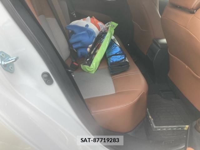 Toyota COROLLA SPORT 2021-04 8335290-12
