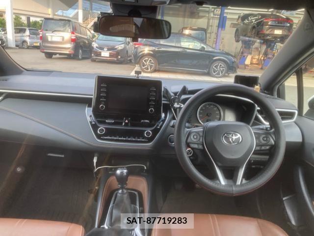 Toyota COROLLA SPORT 2021-04 8335290-14