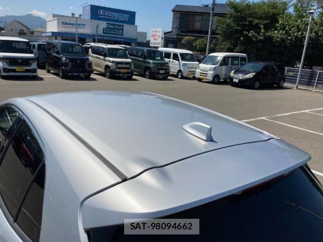 Toyota COROLLA SPORT 2018-12 8354185-11