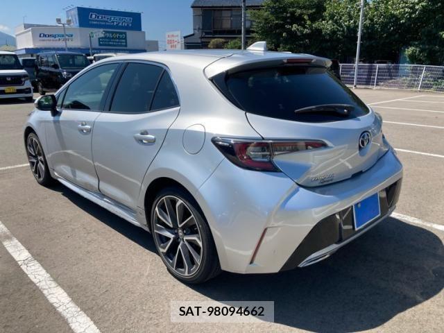 Toyota COROLLA SPORT 2018-12 8354185-3
