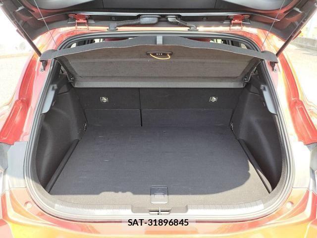 Toyota COROLLA SPORT 2019-07 8365228-24