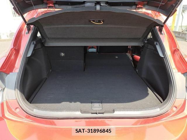 Toyota COROLLA SPORT 2019-07 8365228-25