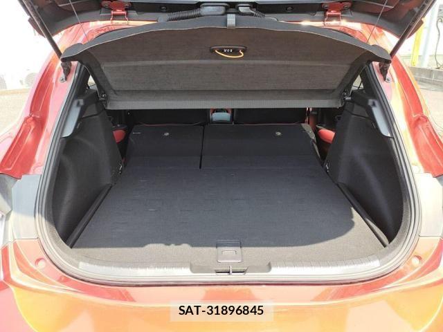 Toyota COROLLA SPORT 2019-07 8365228-26