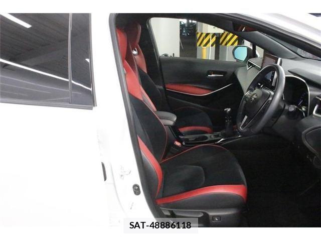Toyota COROLLA SPORT 2021-04 8365230-28