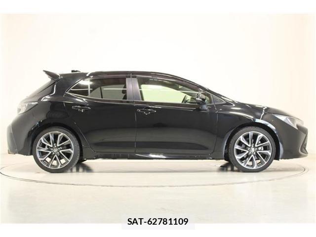 Toyota COROLLA SPORT 2018-12 8365231-13