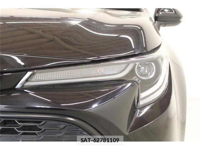 Toyota COROLLA SPORT 2018-12 8365231-15