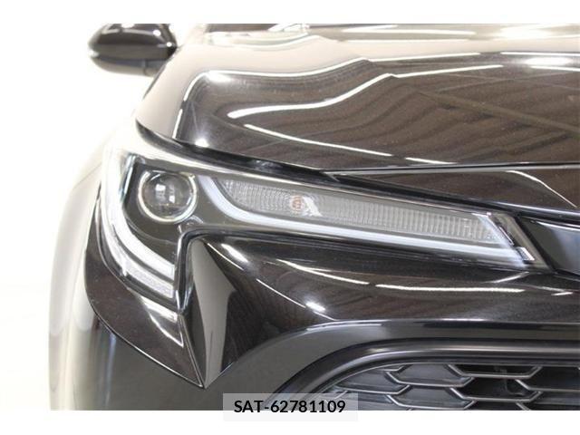 Toyota COROLLA SPORT 2018-12 8365231-17