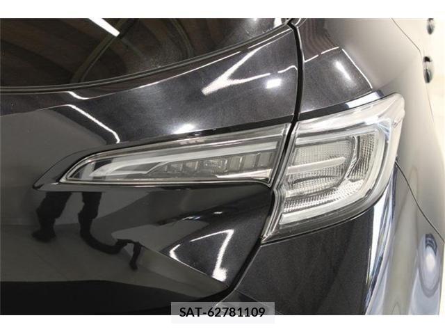 Toyota COROLLA SPORT 2018-12 8365231-18