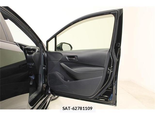 Toyota COROLLA SPORT 2018-12 8365231-29