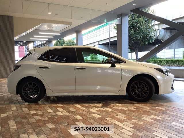 Toyota COROLLA SPORT 2018-09 8371535-12