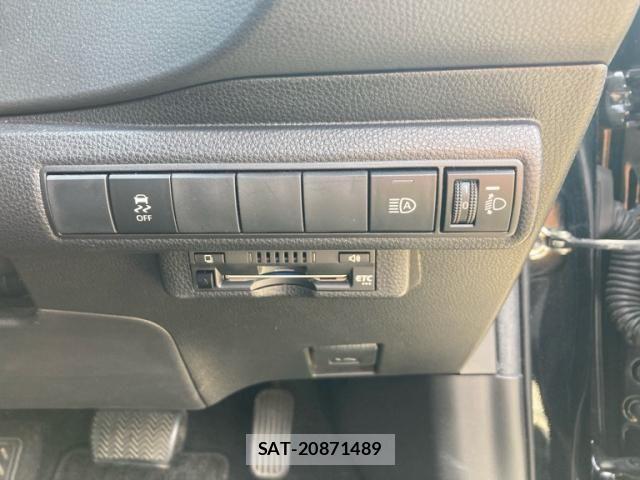 Toyota COROLLA SPORT 2022-03 8658512-9