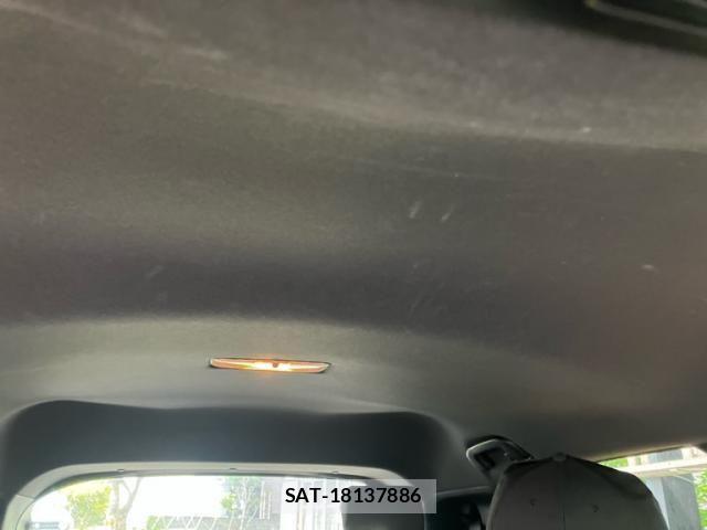 Toyota COROLLA SPORT 2018-09 8779816-18