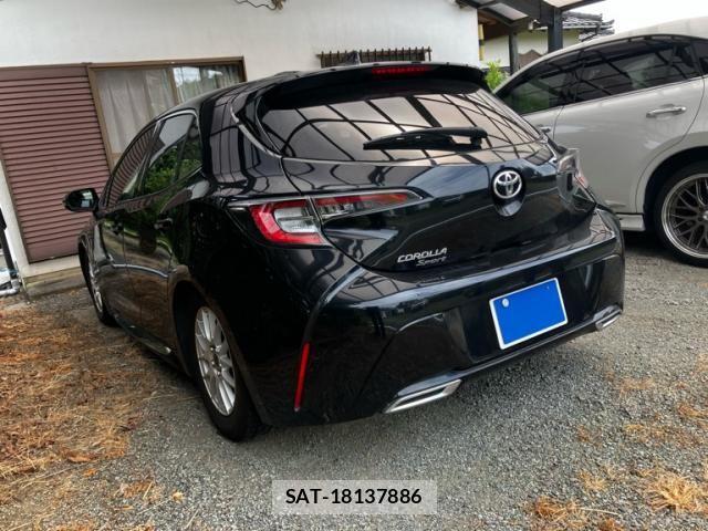 Toyota COROLLA SPORT 2018-09 8779816-3