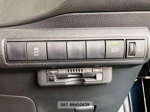 Toyota COROLLA SPORT 2019-01 8779815-19