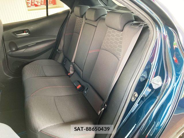 Toyota COROLLA SPORT 2019-01 8779815-25