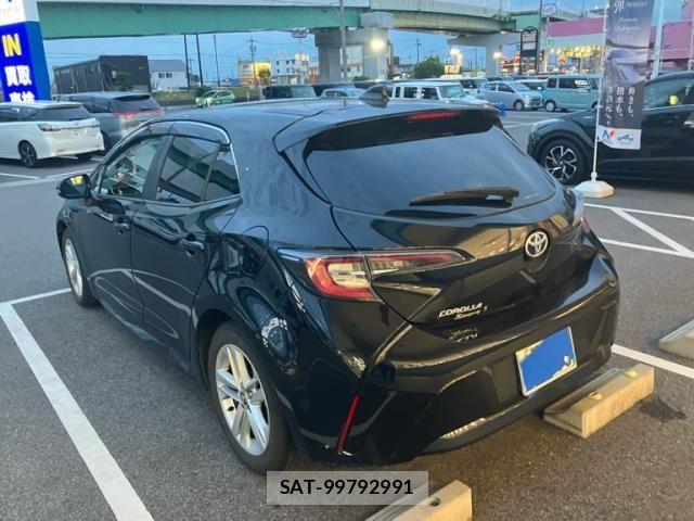Toyota COROLLA SPORT 2019-03 8848530-2