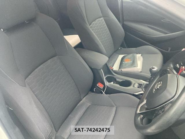 Toyota COROLLA SPORT 2020-03 8883442-13