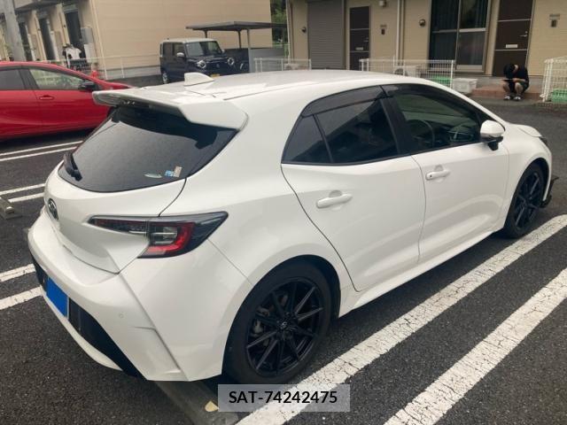 Toyota COROLLA SPORT 2020-03 8883442-3