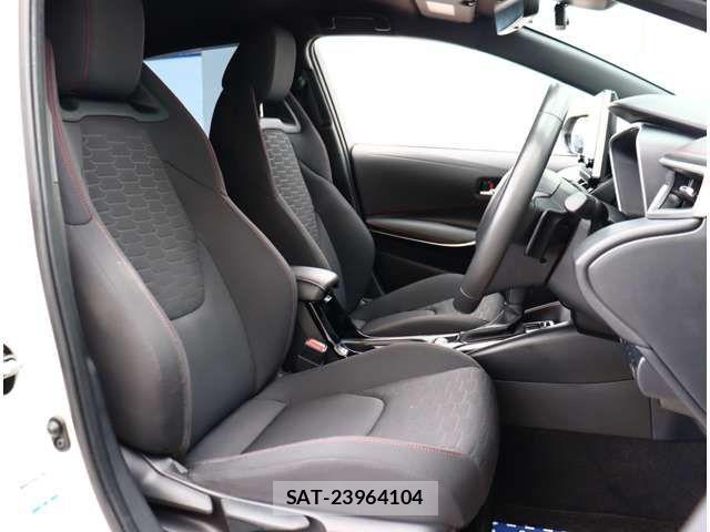 Toyota COROLLA SPORT 2021-03 1402208-4