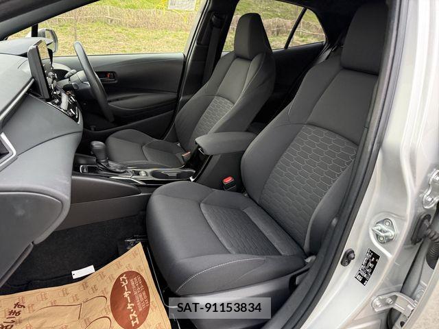 Toyota COROLLA SPORT 2022-06 6303383-12