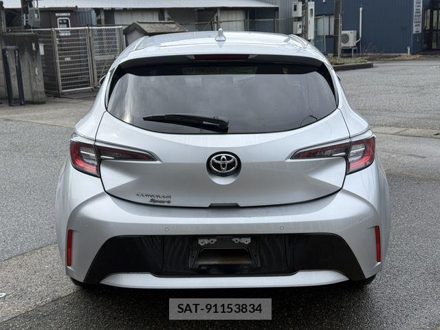 Toyota COROLLA SPORT 2022-06 6303383-3
