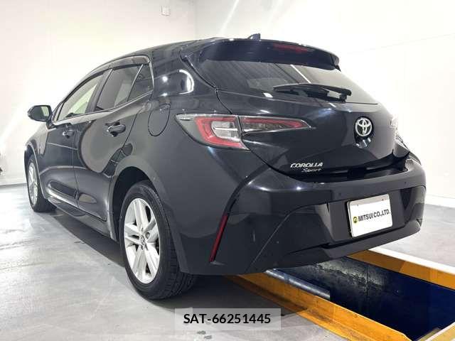 Toyota COROLLA SPORT 2018-07 6670915-5