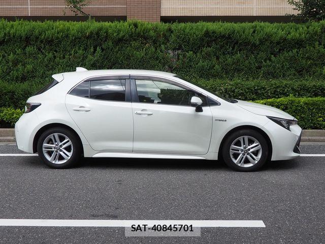 Toyota COROLLA SPORT 2018-09 1308949-20