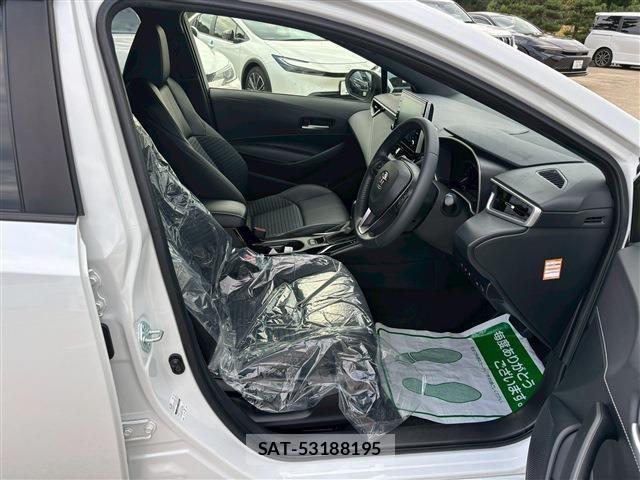 Toyota COROLLA SPORT 2021-04 1471574-14