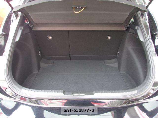 Toyota COROLLA SPORT 2020-06 3663978-11