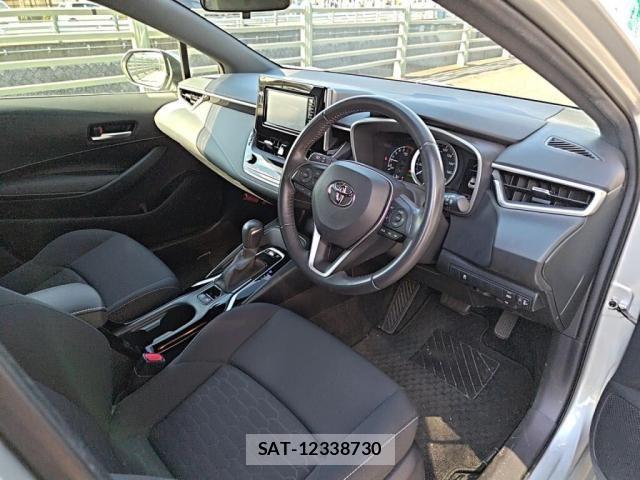 Toyota COROLLA SPORT 2018-08 4420155-13