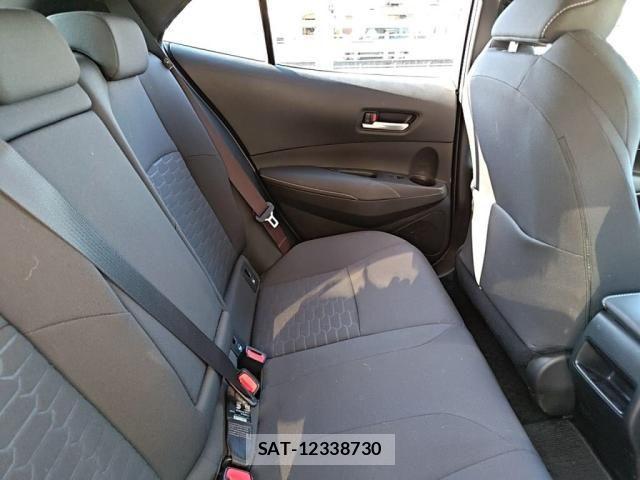 Toyota COROLLA SPORT 2018-08 4420155-22