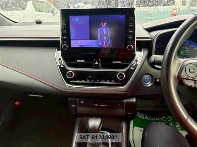 Toyota COROLLA SPORT 2020-09 4935388-19