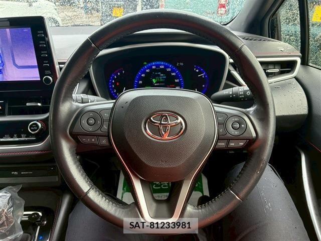 Toyota COROLLA SPORT 2020-09 4935388-21