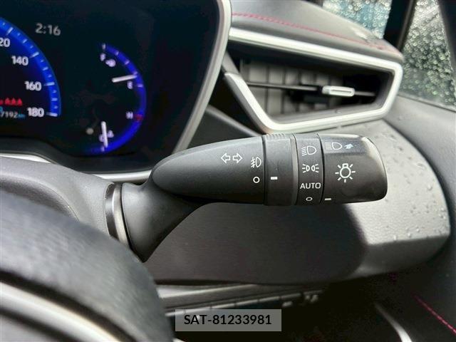 Toyota COROLLA SPORT 2020-09 4935388-25