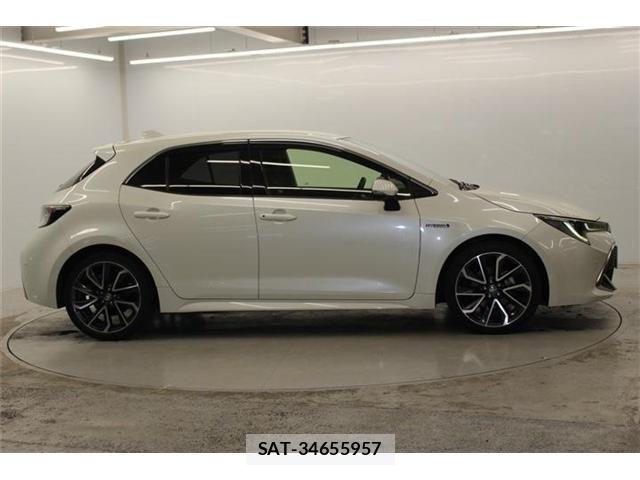Toyota COROLLA SPORT 2018-11 6212794-3