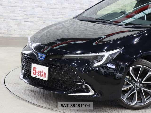 Toyota COROLLA SPORT 2023-06 6212778-17