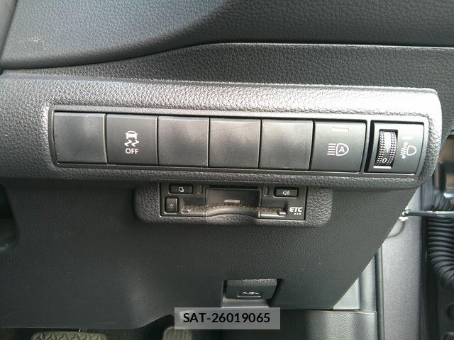 Toyota COROLLA SPORT 2023-03 6212779-5
