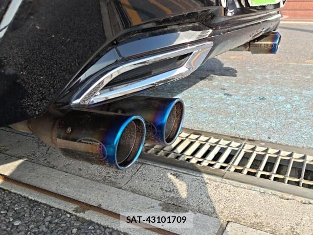 Toyota COROLLA SPORT 2019-07 6271333-10