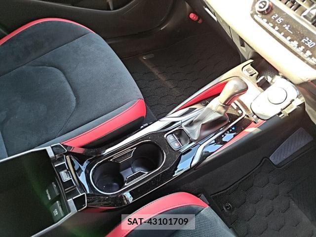 Toyota COROLLA SPORT 2019-07 6271333-17
